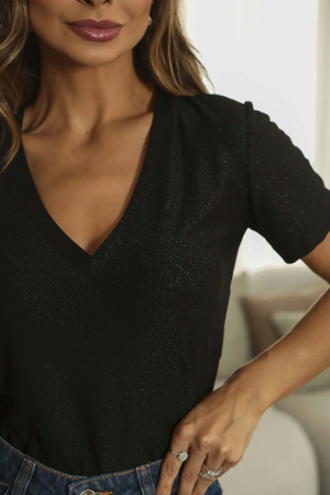 T-SHIRT GOLA V SOL  PRETA GLOW