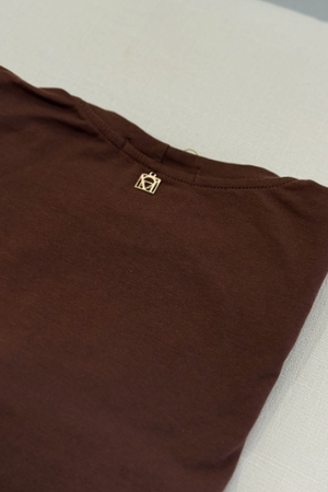 T-SHIRT GOLA REDONDA PAULA MARROM