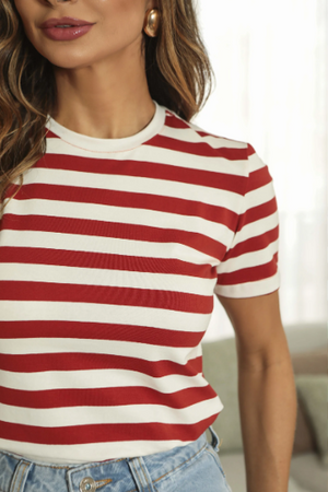 T-SHIRT GOLA REDONDA ANA LISTRADA VERMELHO