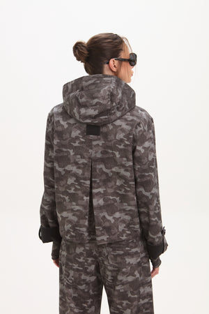 CASACO RAISSA GREY CAMOUFLAGE