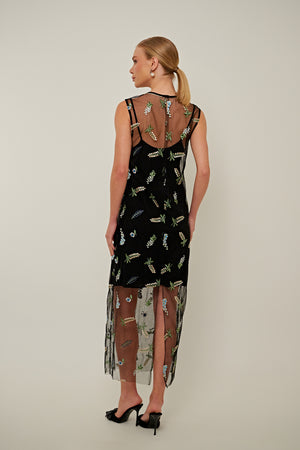 VESTIDO DANCE EM TULE BORDADO